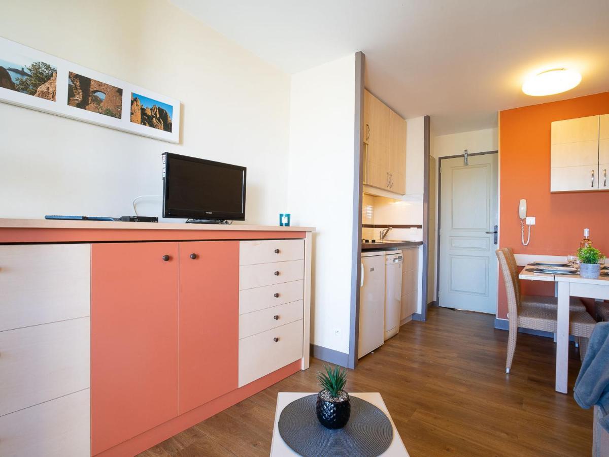 Apartment Village Cap Esterel - L'Esquinade-32 By Interhome Saint-Raphael  Ngoại thất bức ảnh